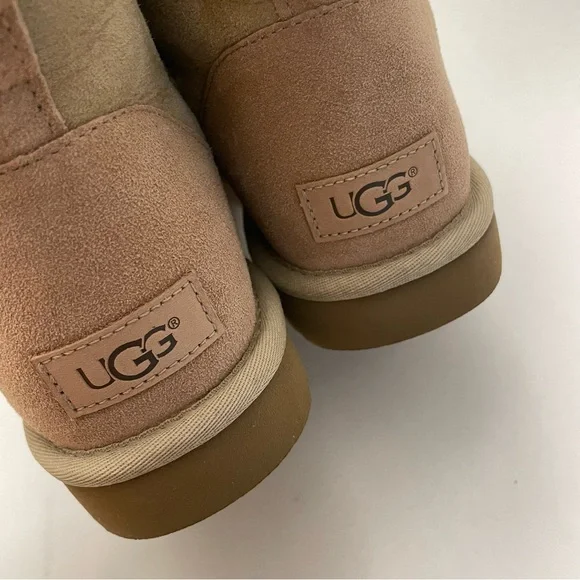Ugg Classic Mini Sheepskin Two Toned Low Boot Women's Size 11 Pink And Tan Combo - Picture 7 of 9